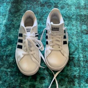 Adidas Cloud-foam Sneakers size 7 BARELY WORN